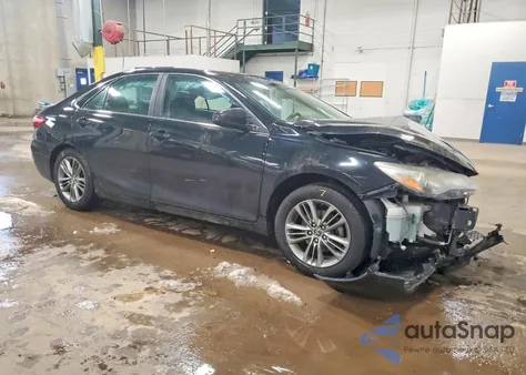 2015 Toyota Camry Le z USA, uszkodzony, nr VIN 4T1BF1FK8FU499181